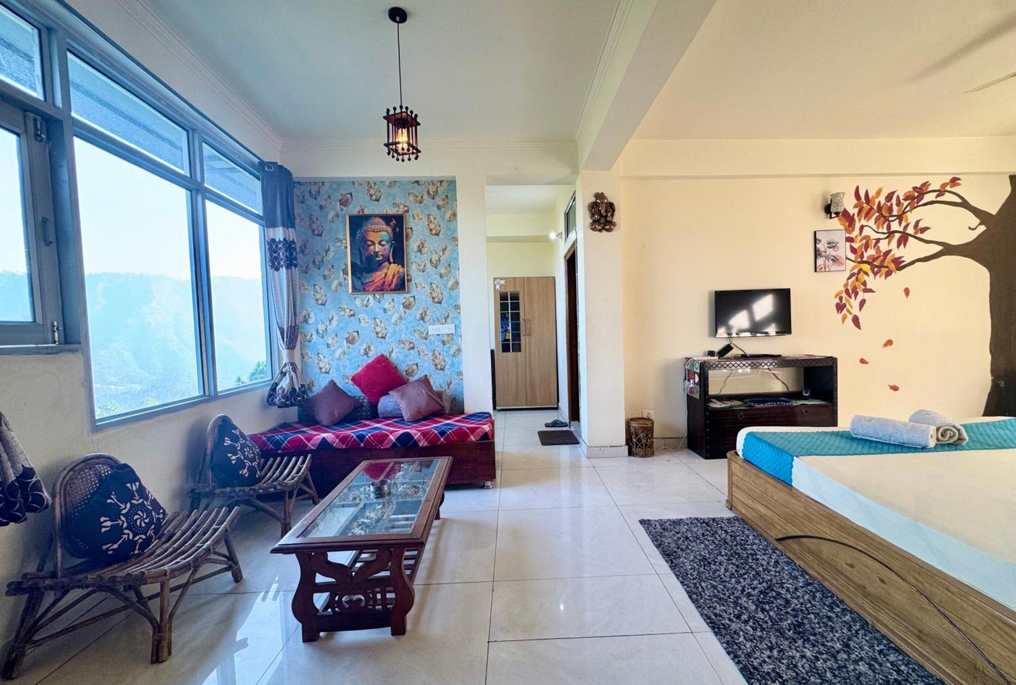 The Auriga 3Bhk Fully Entair Villa With Bonfire In Kasauli I Pvt Stay I Open Air Terrace I Kitchen Livingroom I Lawn Bonfire I Gaming Zone エクステリア 写真