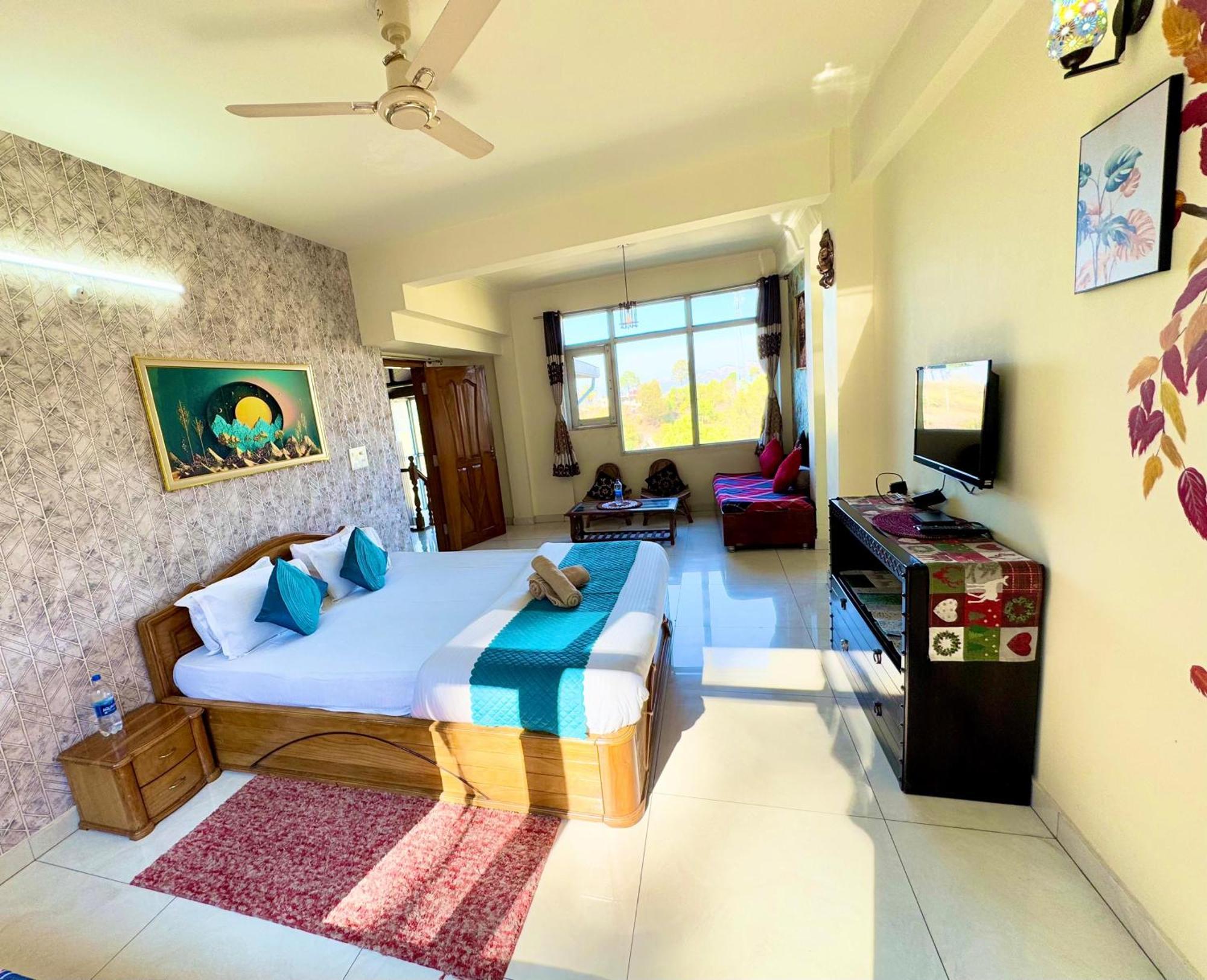 The Auriga 3Bhk Fully Entair Villa With Bonfire In Kasauli I Pvt Stay I Open Air Terrace I Kitchen Livingroom I Lawn Bonfire I Gaming Zone エクステリア 写真